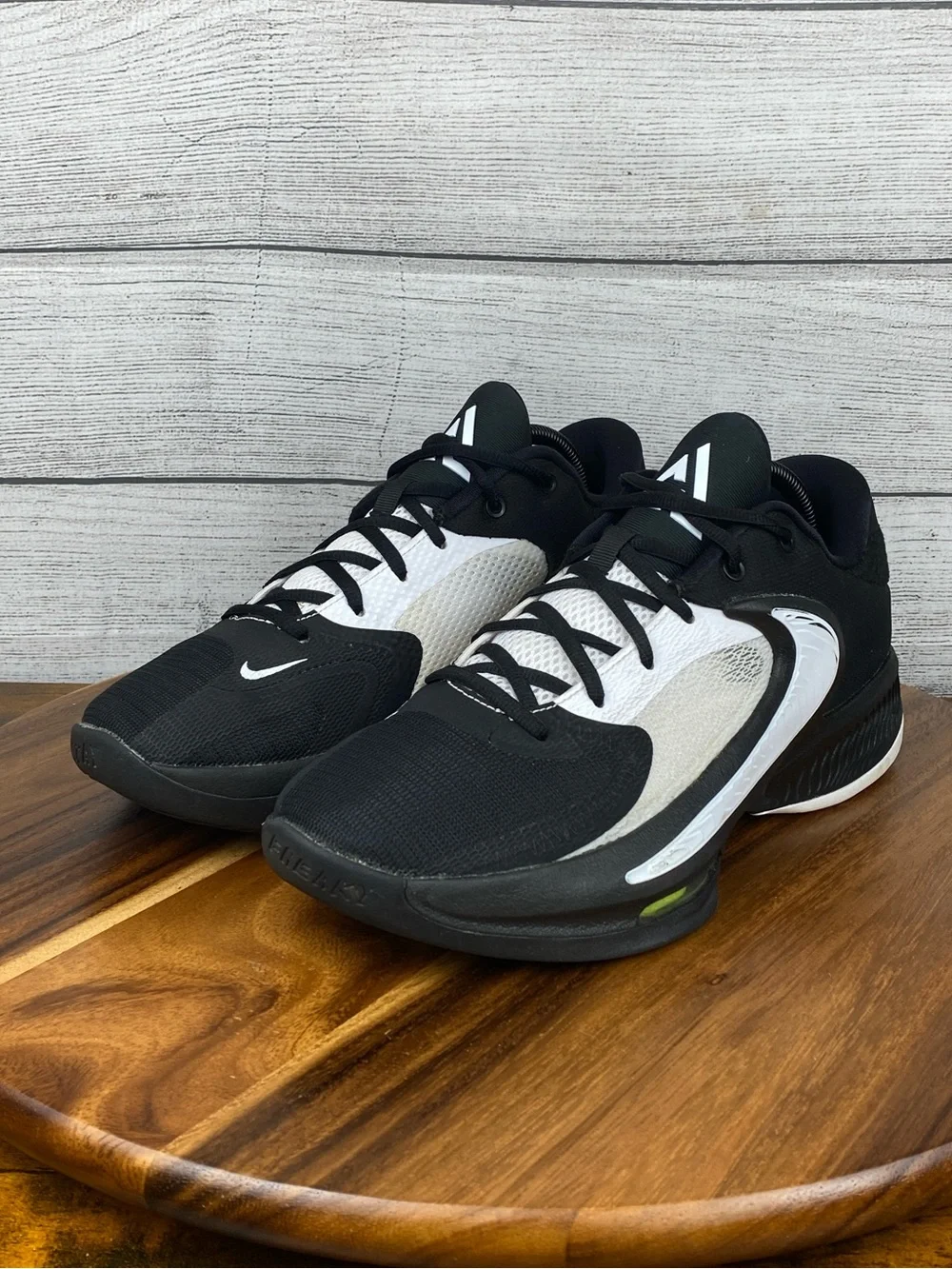 Nike zoom freak